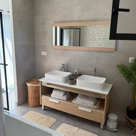 Maison Contemporaine Vila