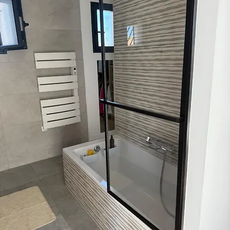 Maison Contemporaine Vila *