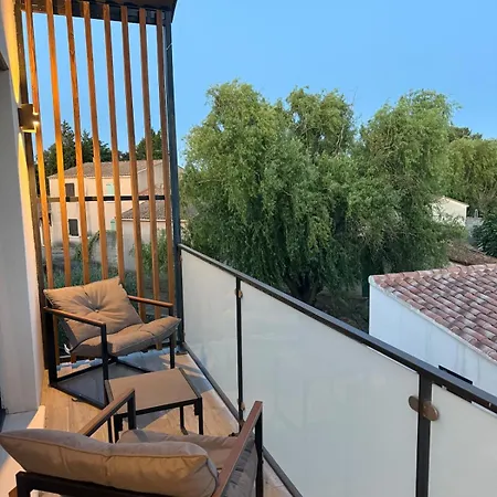 Maison Contemporaine Vila Roquemaure (Gard)
